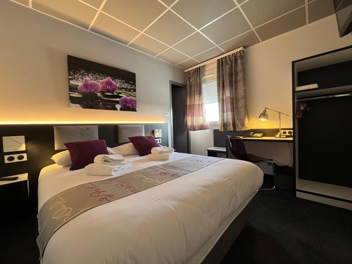 Brit Hotel Le Vesoul Esterno foto